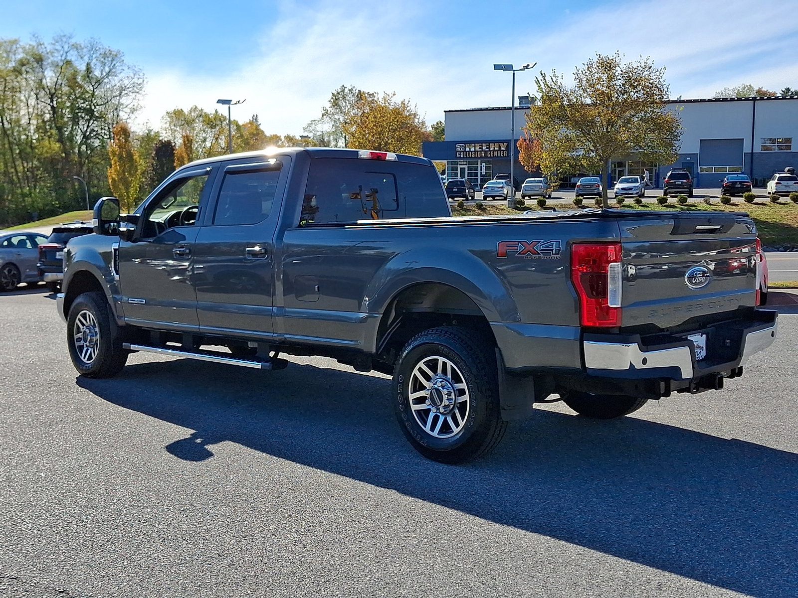Used 2019 Ford F250 Lariat w/ Lariat Ultimate Package image 4