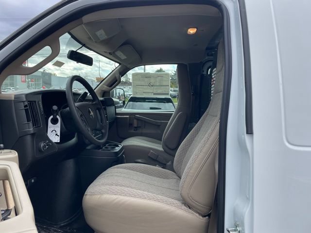 New 2025 Chevrolet Express 2500 w/ Driver Convenience Package RWD image 7