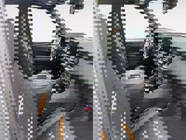 Used 2024 GMC Yukon AT4 image 15