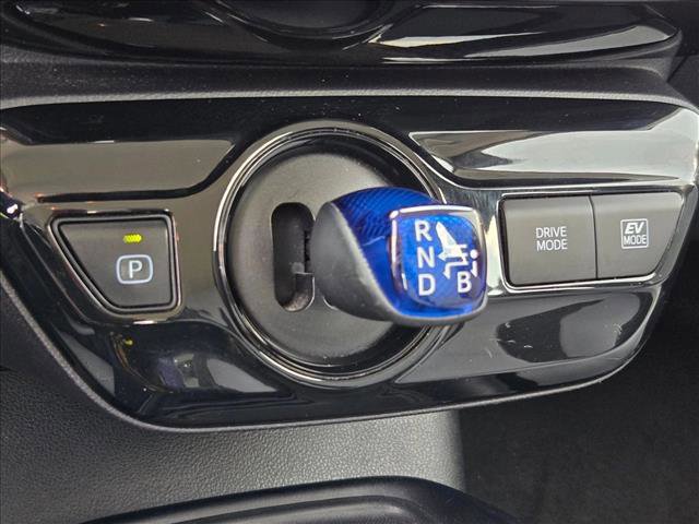 Used 2022 Toyota Prius LE FWD image 16