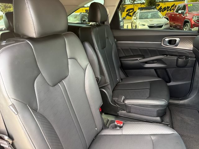 Certified 2025 Kia Sorento SX FWD image 27