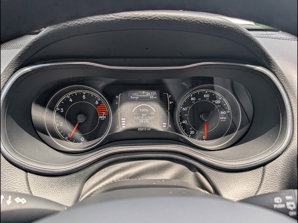 Used 2021 Jeep Cherokee Latitude Plus FWD image 15