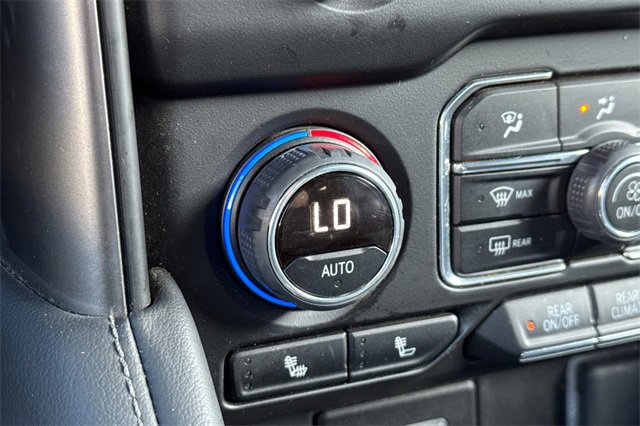 Used 2024 Chevrolet Tahoe LT image 30