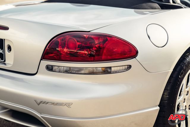 Used 2003 Dodge Viper SRT-10 image 58