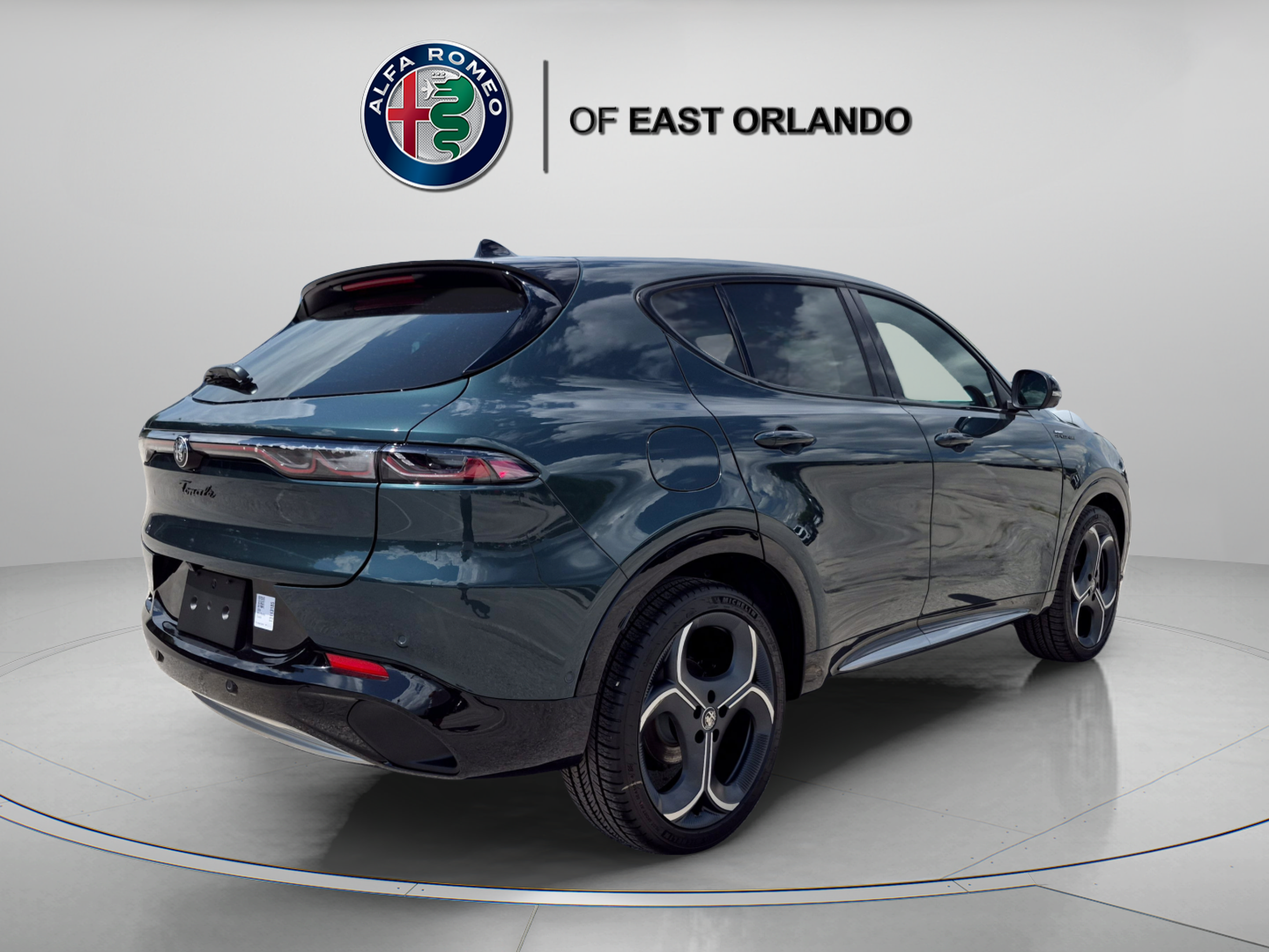 New 2026 Alfa Romeo Tonale w/ Active Assist Package AWD/4WD image 7
