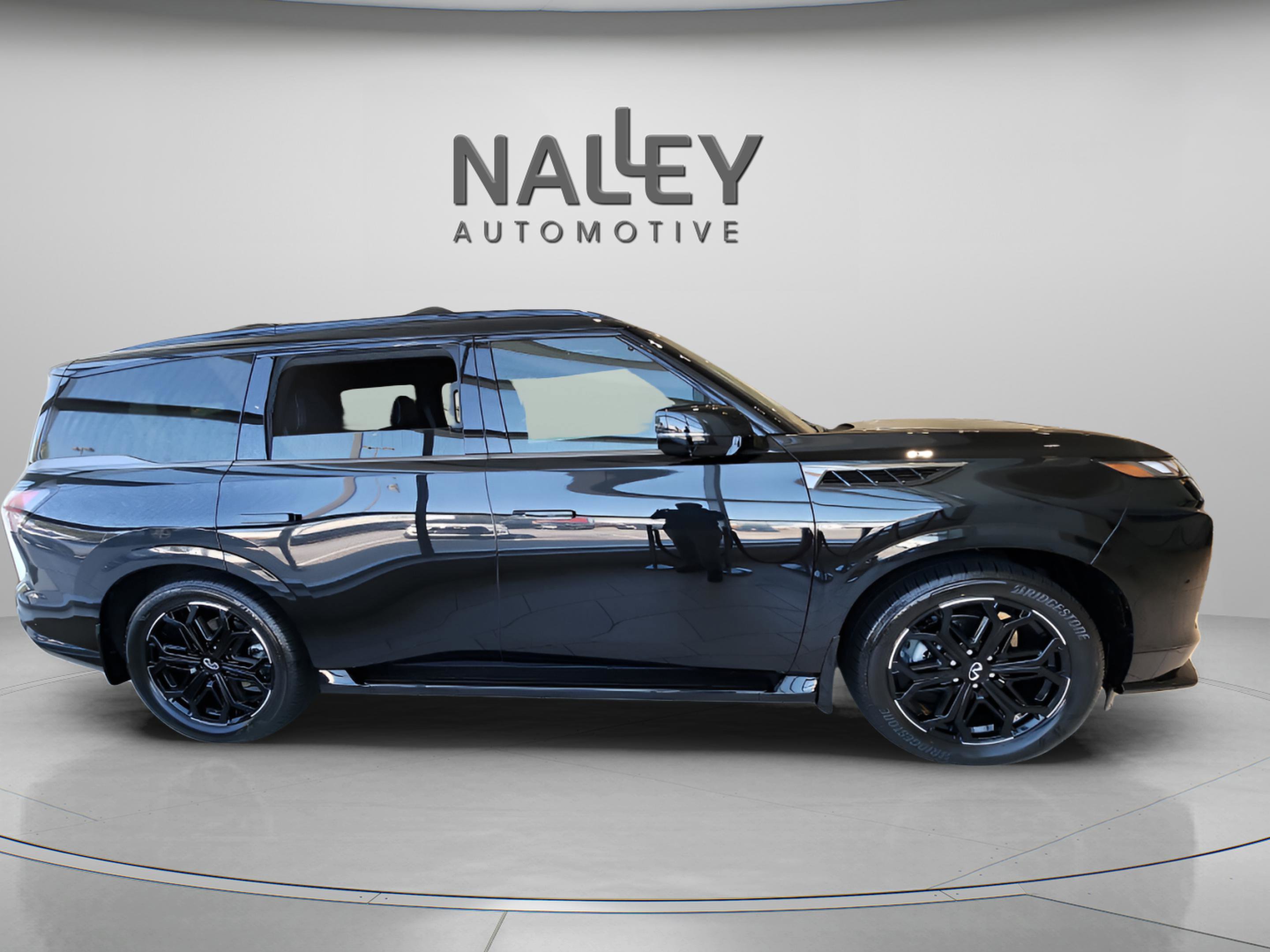 New 2026 INFINITI QX80 4WD image 5