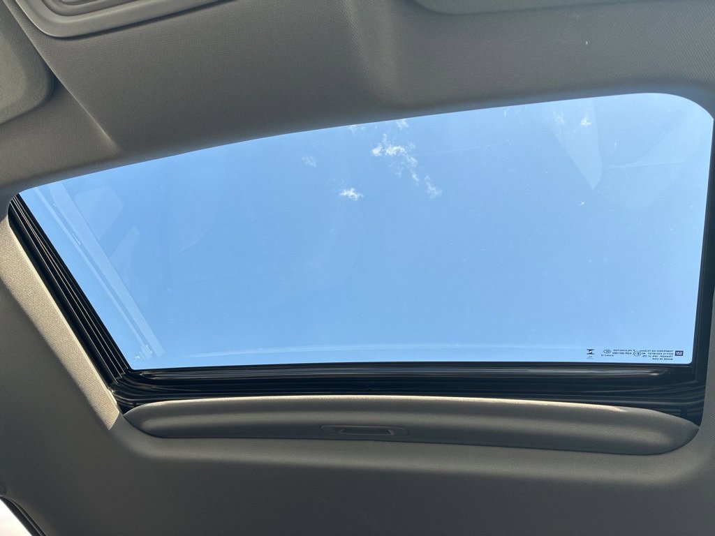 Used 2025 Chevrolet Silverado 1500 LT Trail Boss w/ Dark Appearance Package image 32