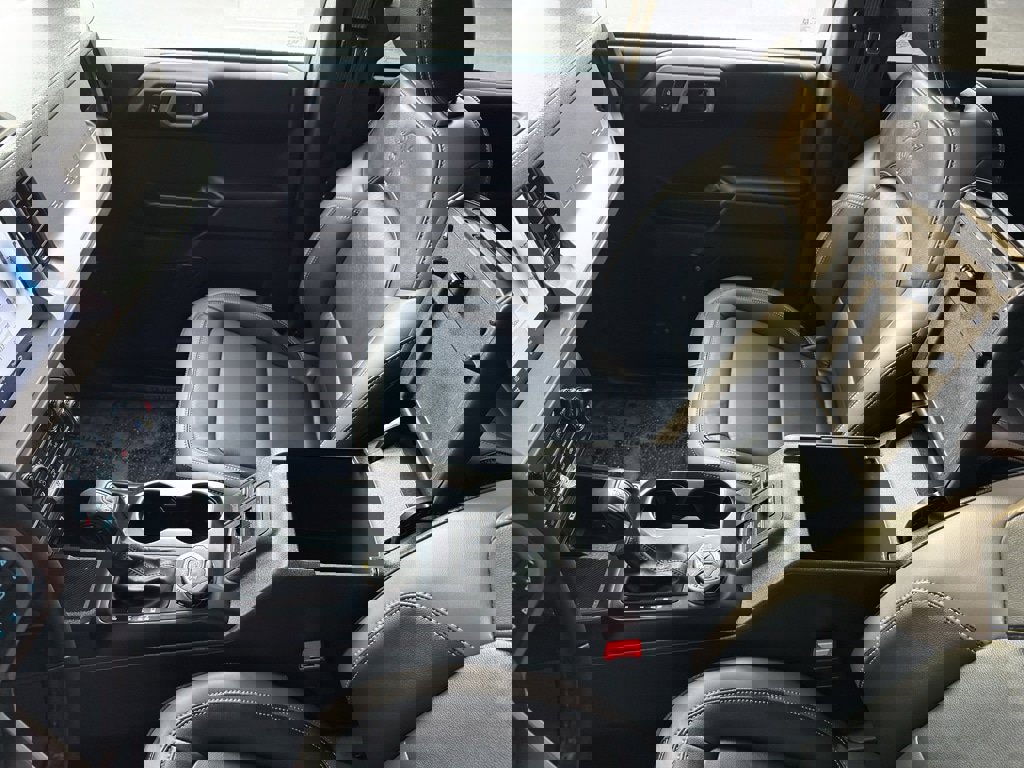 New 2025 Ford Bronco Outer Banks w/ Black Appearance Package image 26