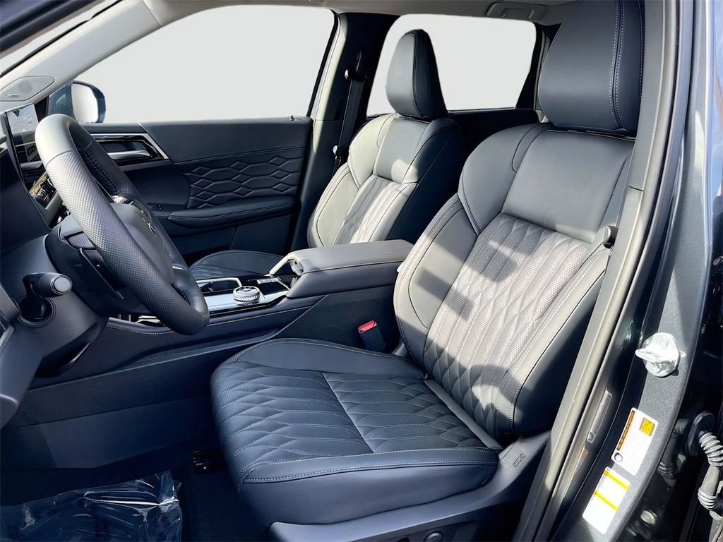 New 2026 Mitsubishi Outlander SEL FWD image 24