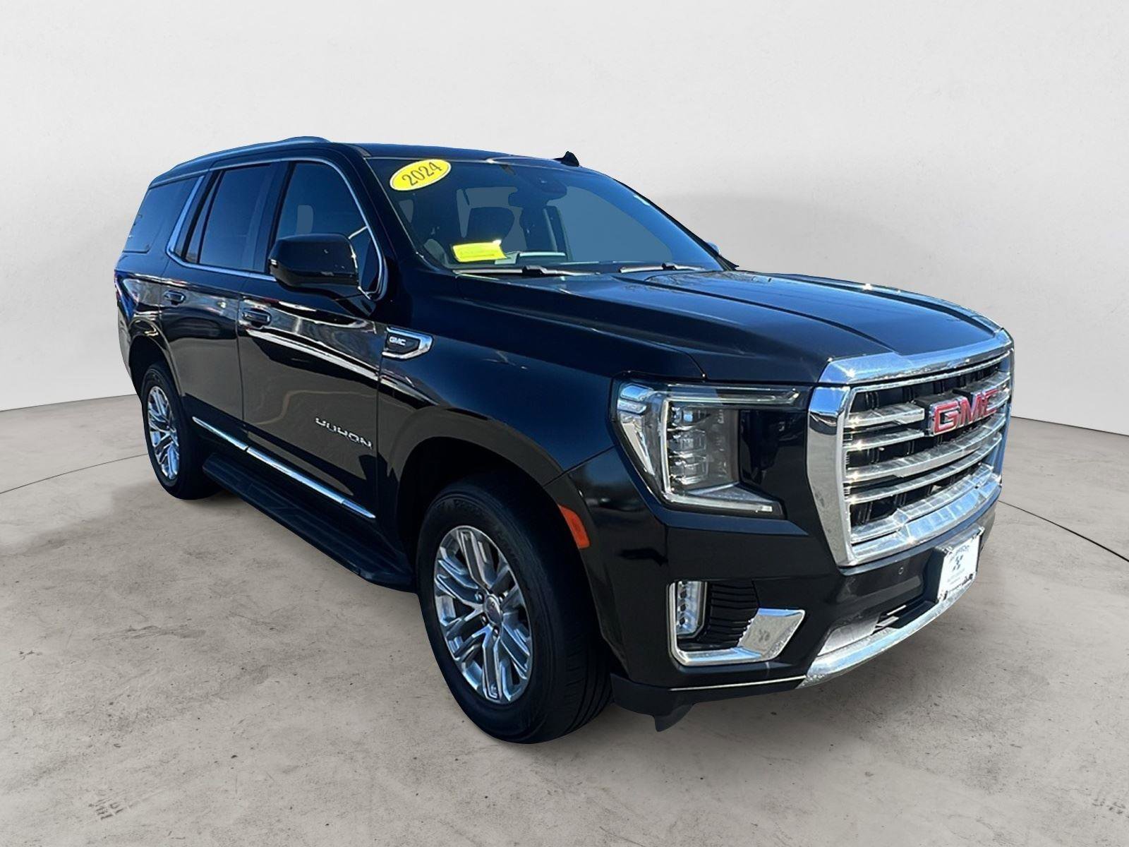 Used 2024 GMC Yukon SLT image 1