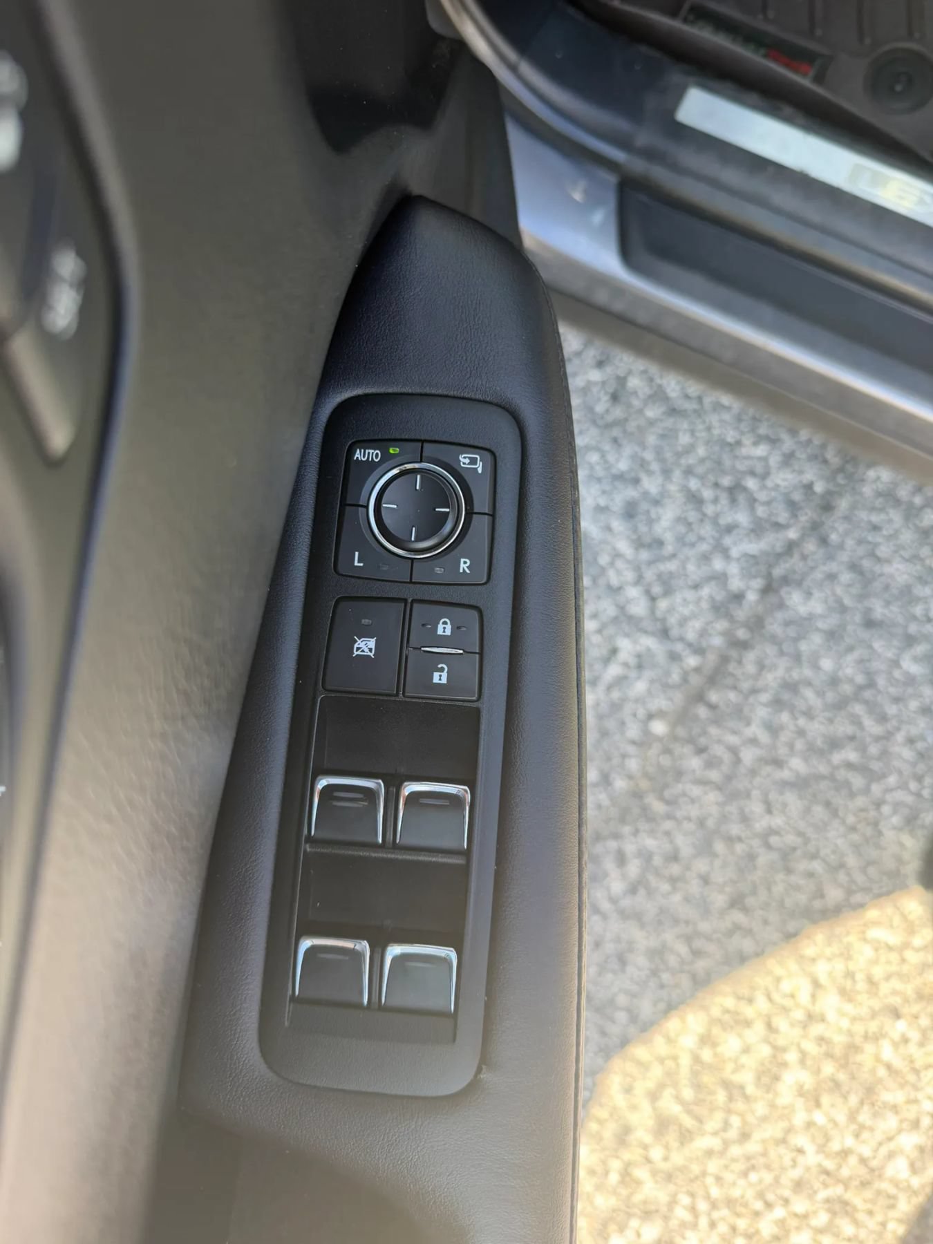 Used 2016 Lexus RX 350 AWD w/ Premium Package image 34