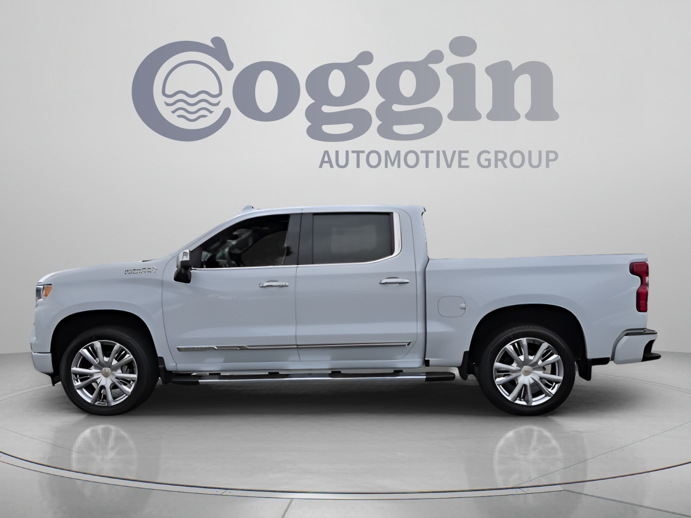 New 2026 Chevrolet Silverado 1500 High Country w/ High Country Premium Package AWD/4WD image 2