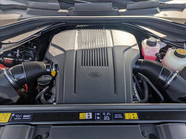 New 2025 Land Rover Range Rover SE image 18