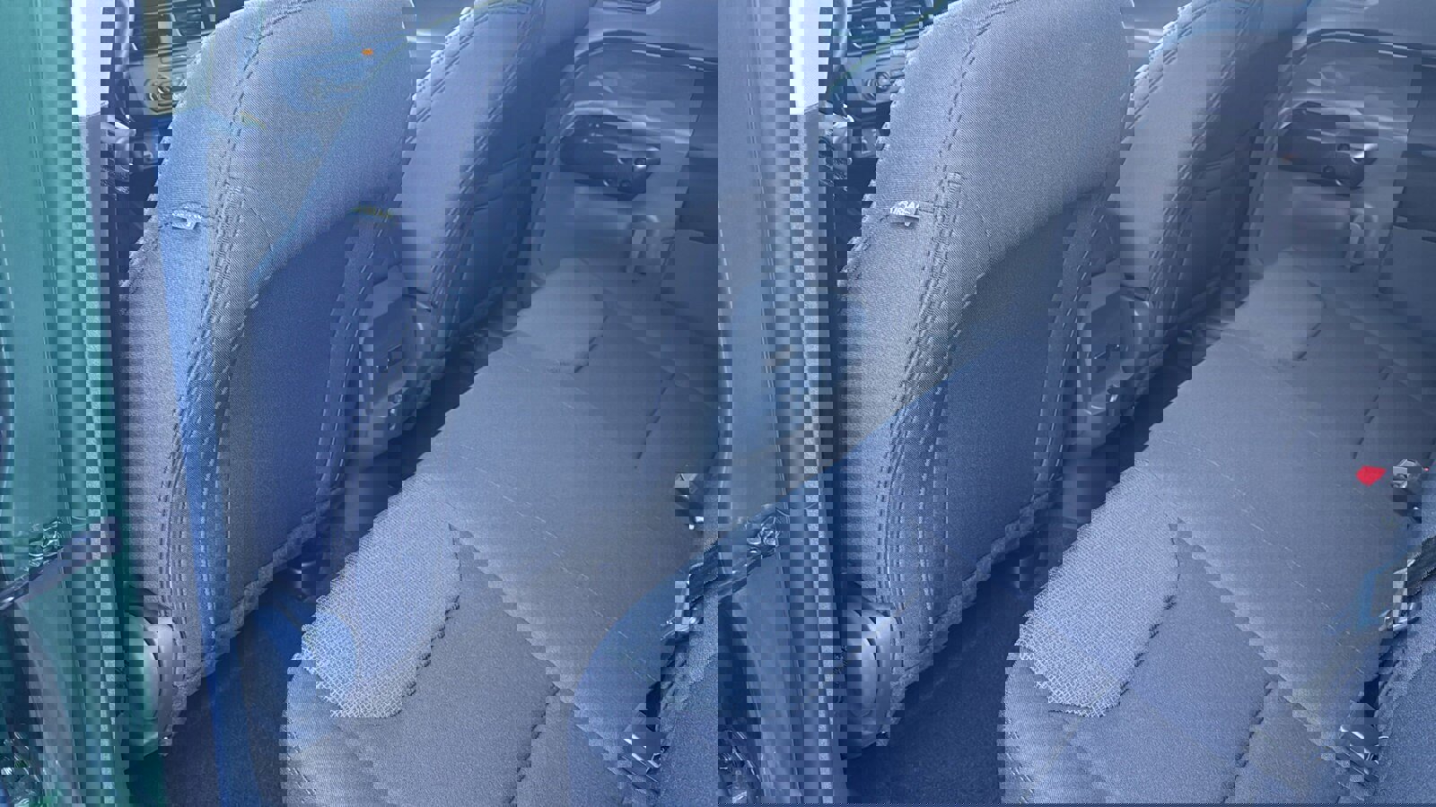 New 2025 Ford Maverick XL w/ Equipment Group 101A image 25