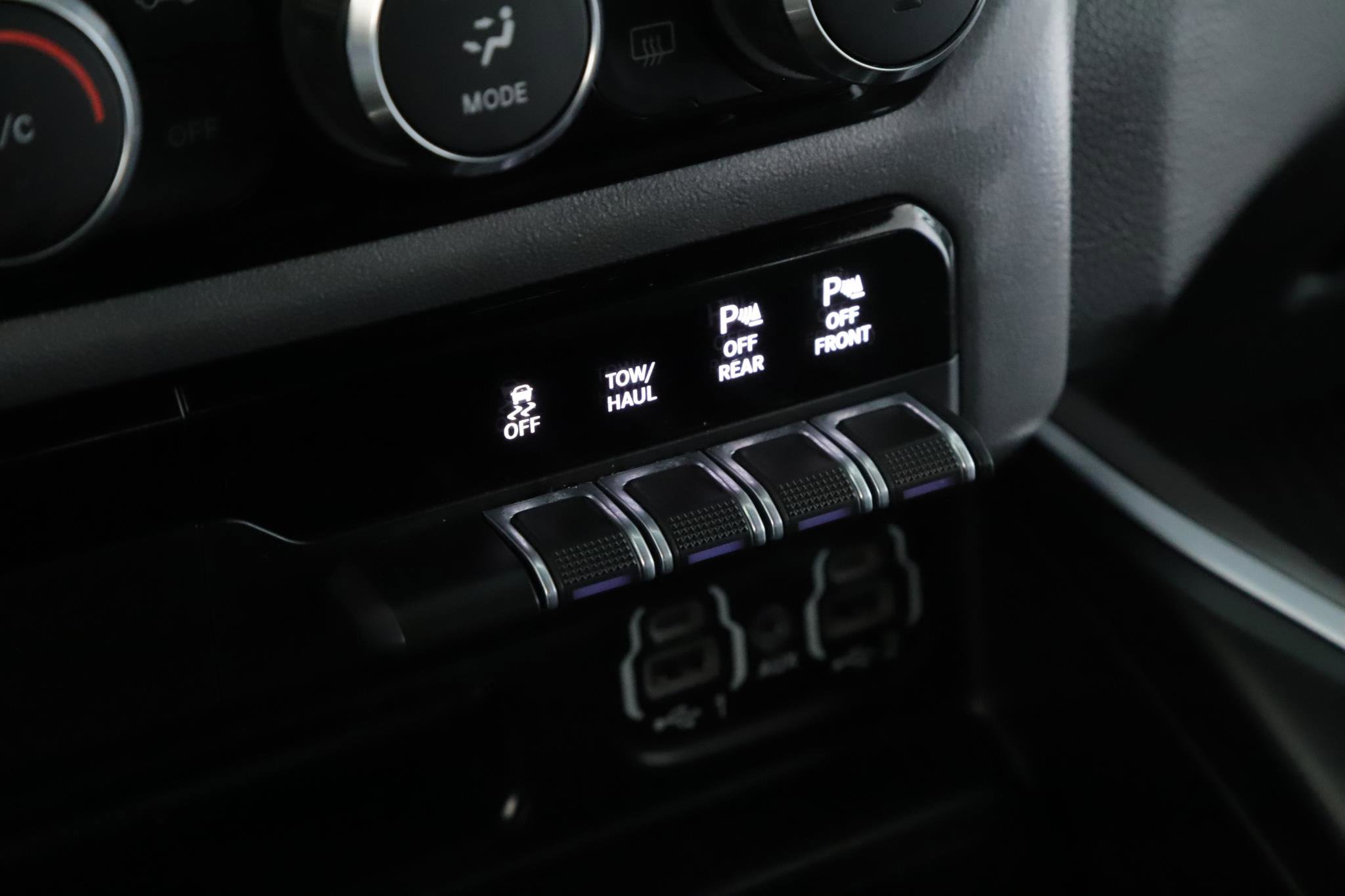 Used 2022 RAM 1500 Big Horn AWD/4WD image 15