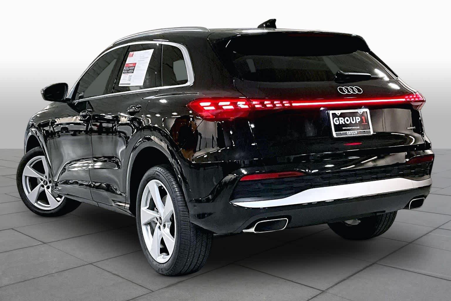 Certified 2025 Audi Q5 Premium Plus w/ Premium Plus AWD/4WD image 12