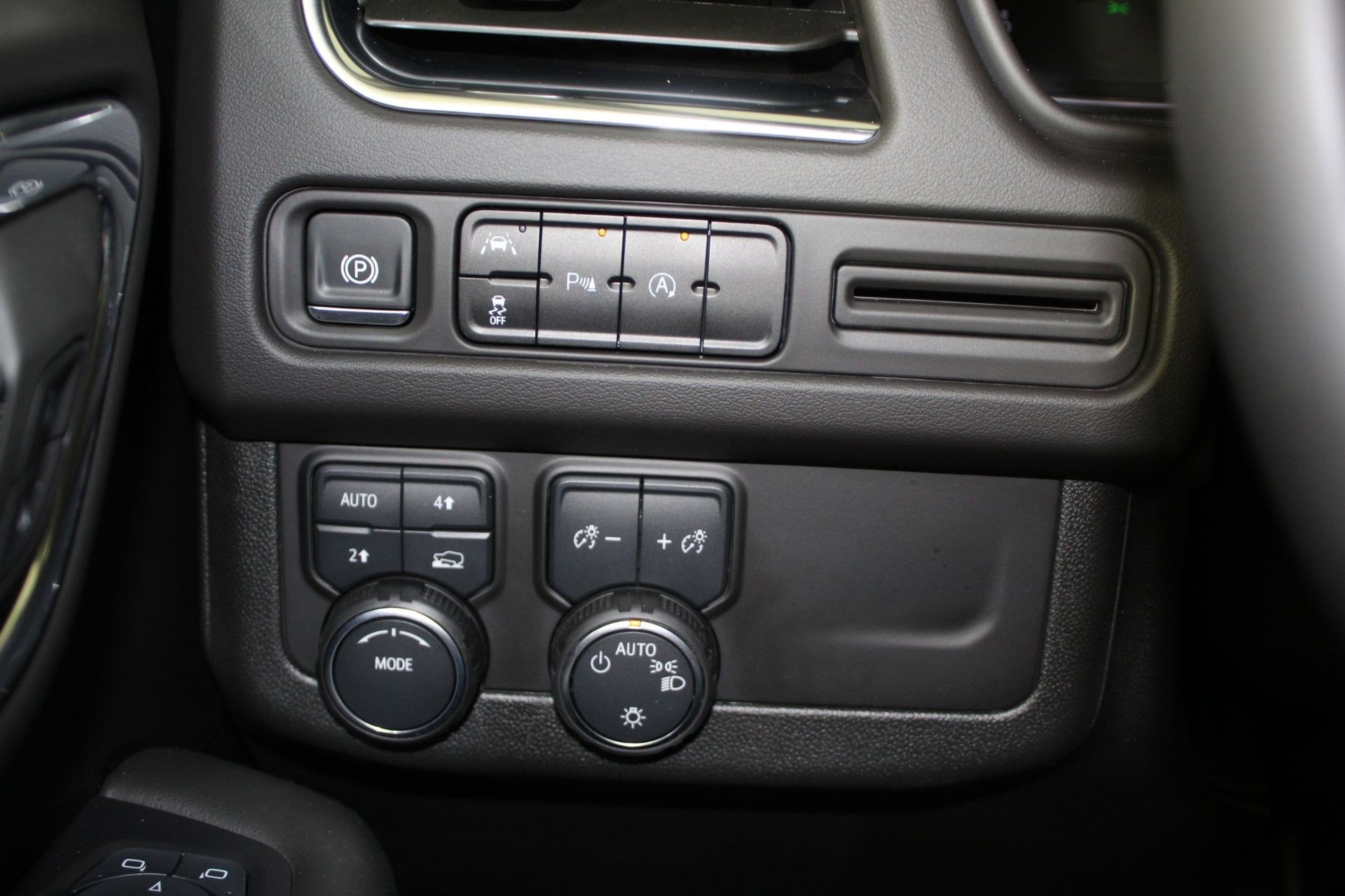 Used 2024 Chevrolet Tahoe LS w/ Driver Alert Package image 15