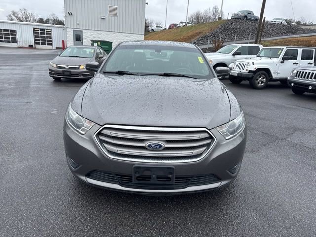 Used 2013 Ford Taurus SEL image 3
