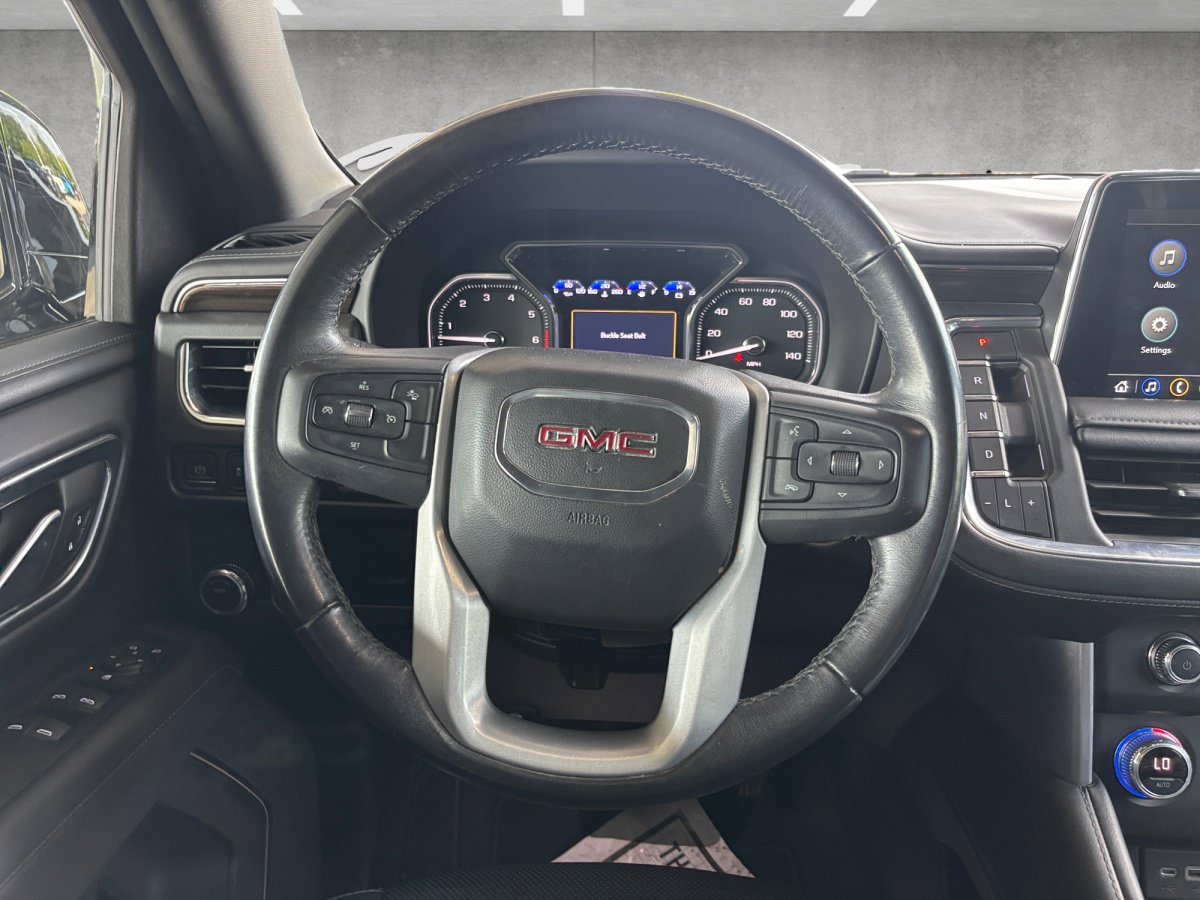 Used 2021 GMC Yukon XL SLE image 25