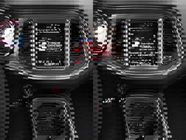 Used 2016 Dodge Challenger SRT Hellcat image 10