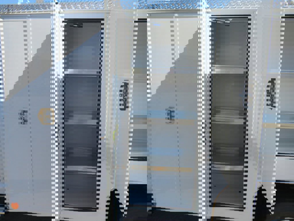 New 2023 RAM 4500 Tradesman w/ Chrome Appearance Group image 9