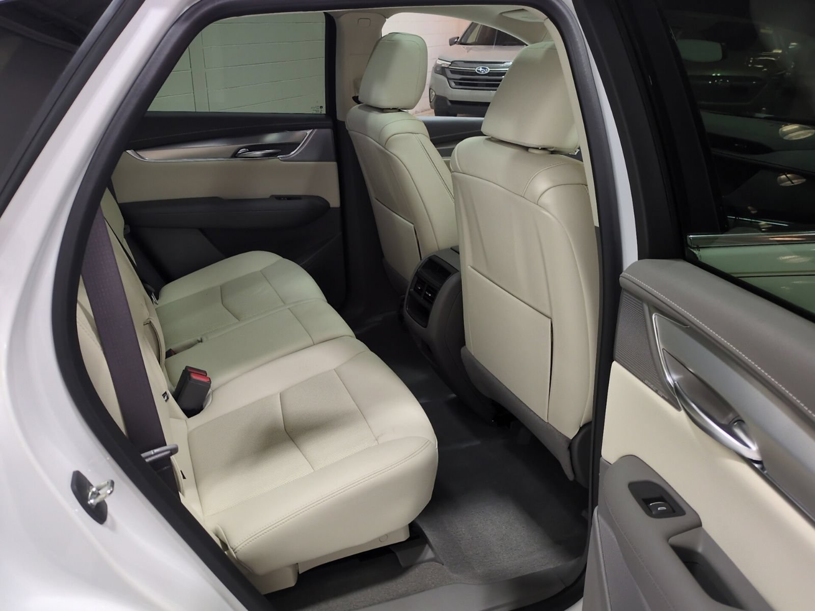 Used 2023 Cadillac XT5 Premium Luxury AWD/4WD image 11