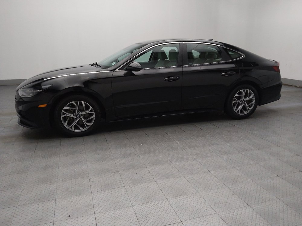 Used 2023 Hyundai Sonata SEL w/ Preferred Accessory Package FWD image 2