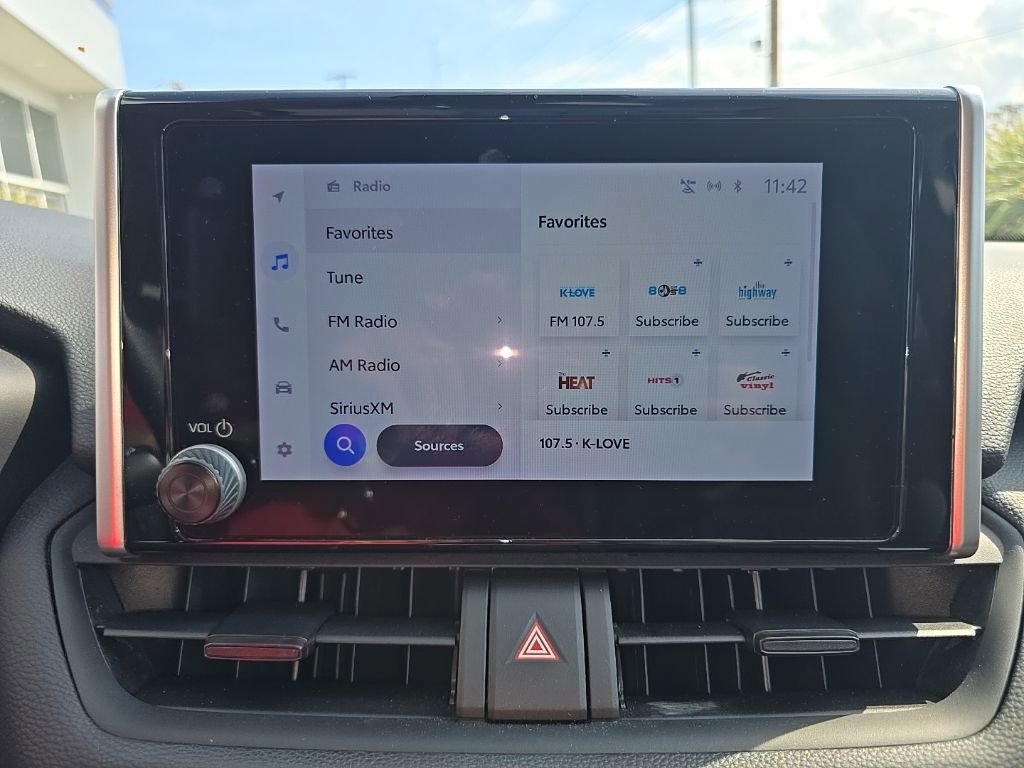 Used 2023 Toyota RAV4 XLE image 8