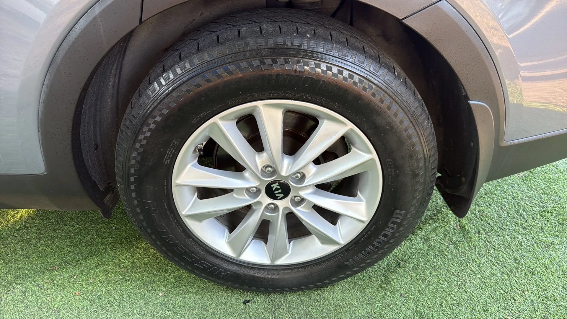 Used 2020 Kia Sorento LX AWD/4WD image 43