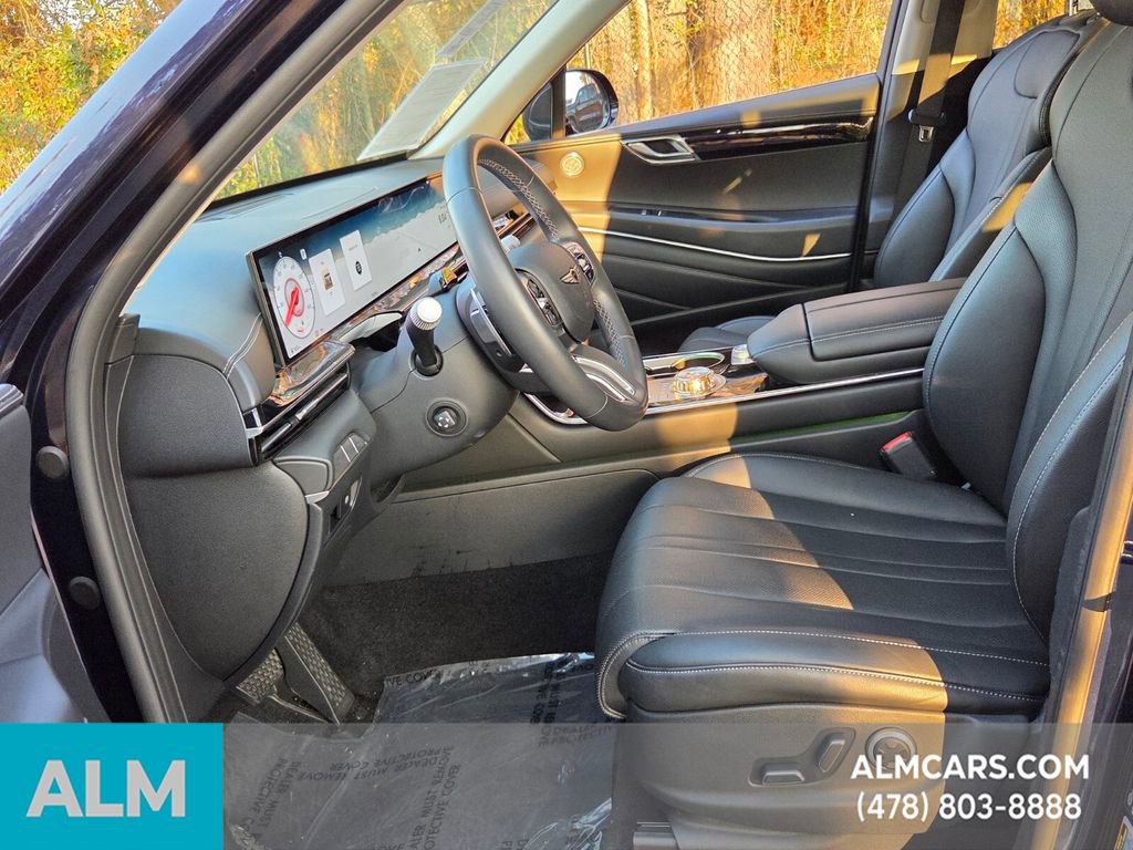 Used 2025 Genesis GV80 2.5T Standard image 13