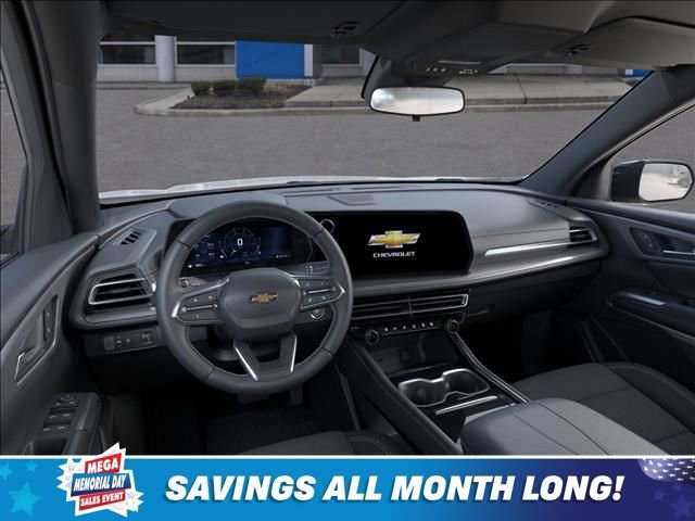 New 2025 Chevrolet Traverse LT w/ LPO, Floor Liner Package FWD image 15