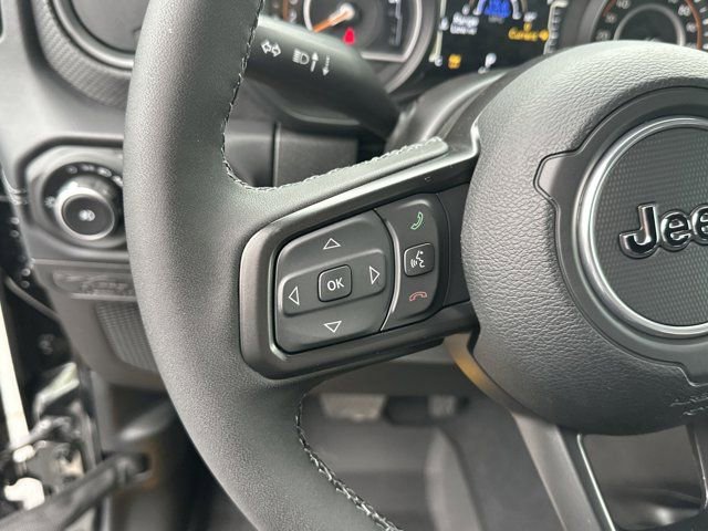 New 2025 Jeep Wrangler Rubicon w/ XTREMEE 35" Tire Package image 22