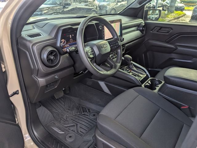 Used 2024 Chevrolet Colorado Trail Boss w/ Advanced Trailering Package AWD/4WD image 10