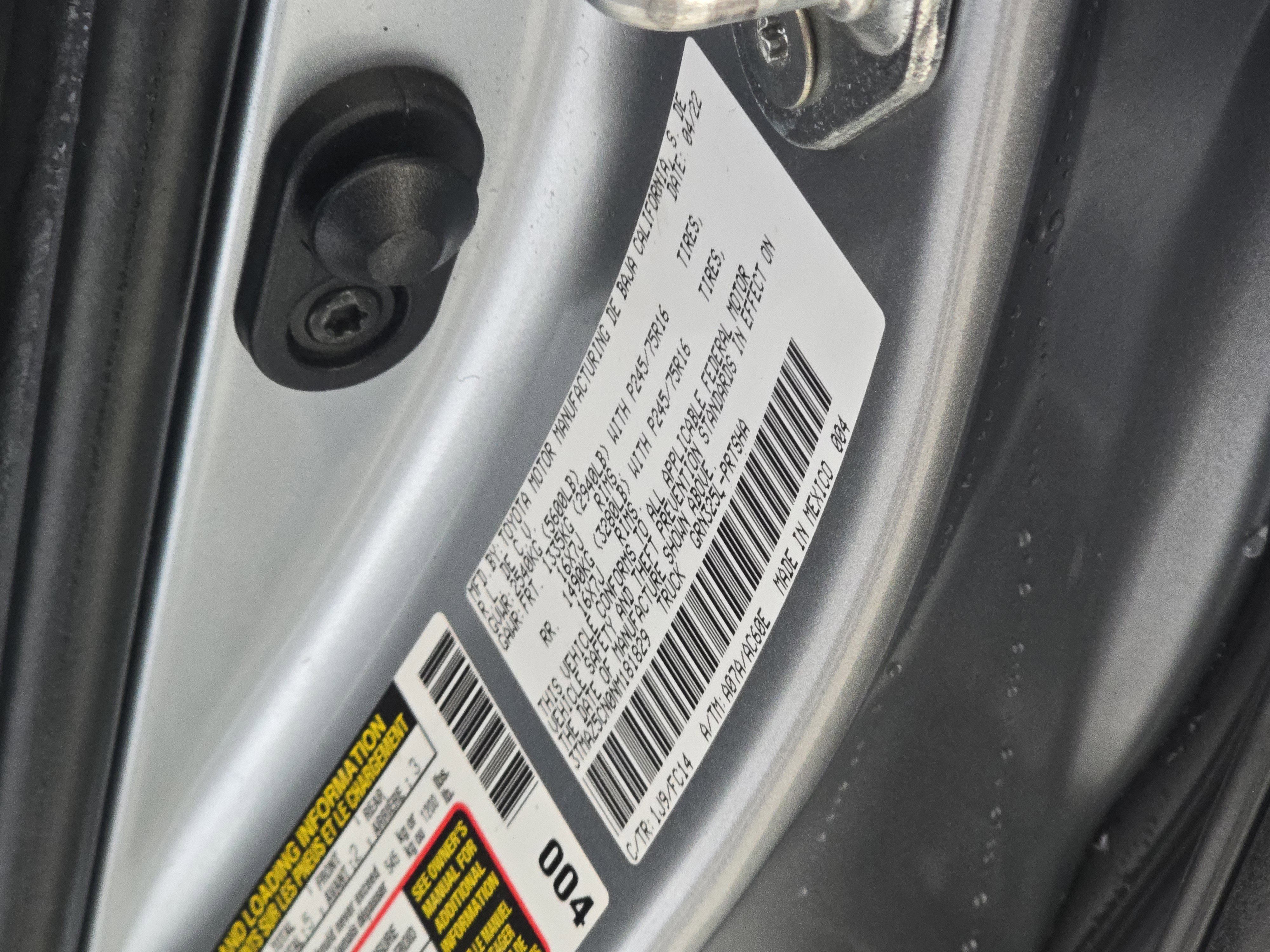 Used 2022 Toyota Tacoma SR5 w/ Technology Package image 29