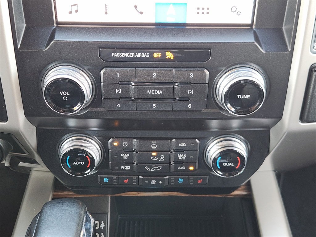 Used 2019 Ford F150 Lariat w/ Equipment Group 502A Luxury image 17