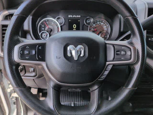 Used 2024 RAM 5500 Tradesman w/ Chrome Appearance Group AWD/4WD image 23