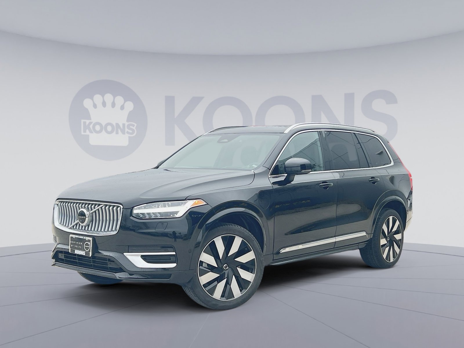 Certified 2023 Volvo XC90 T8 Ultimate w/ Protection Package Premier image 1