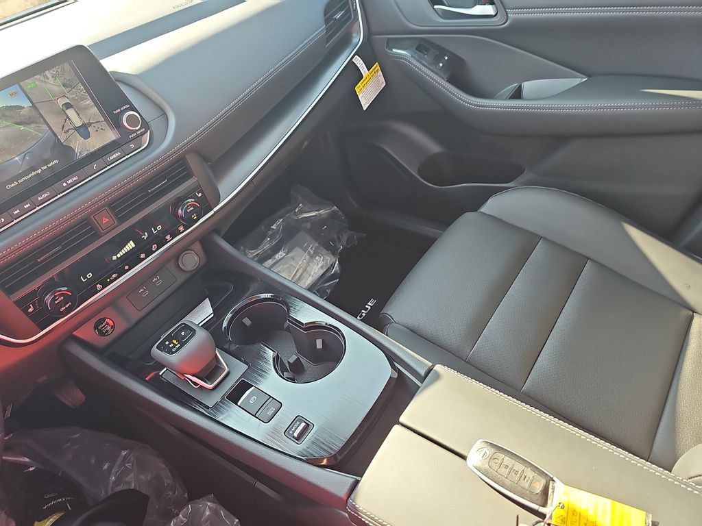 New 2026 Nissan Rogue Dark Armor FWD image 28