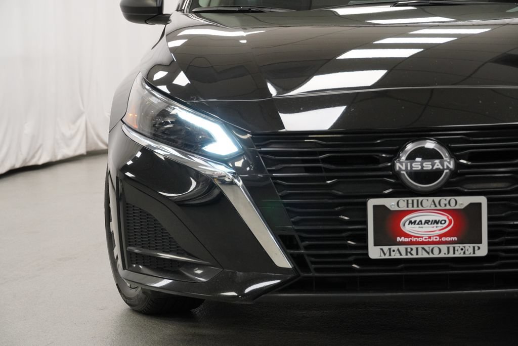 Used 2025 Nissan Altima 2.5 SV FWD image 7