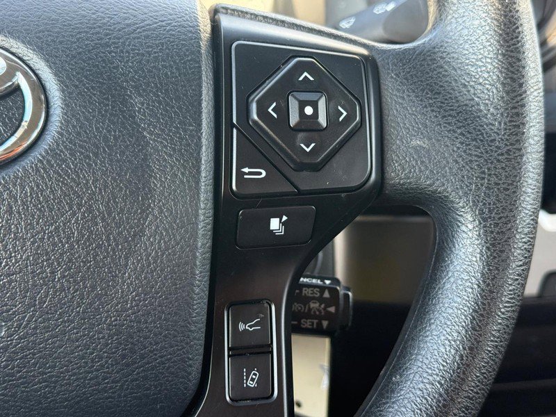 Used 2018 Toyota Tacoma SR5 image 14