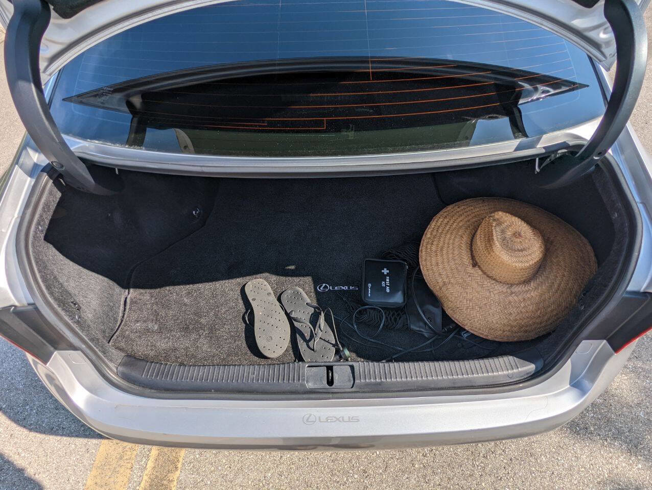 Used 2014 Lexus ES 350 Base 4dr Sedan w/ Luxury Package image 24