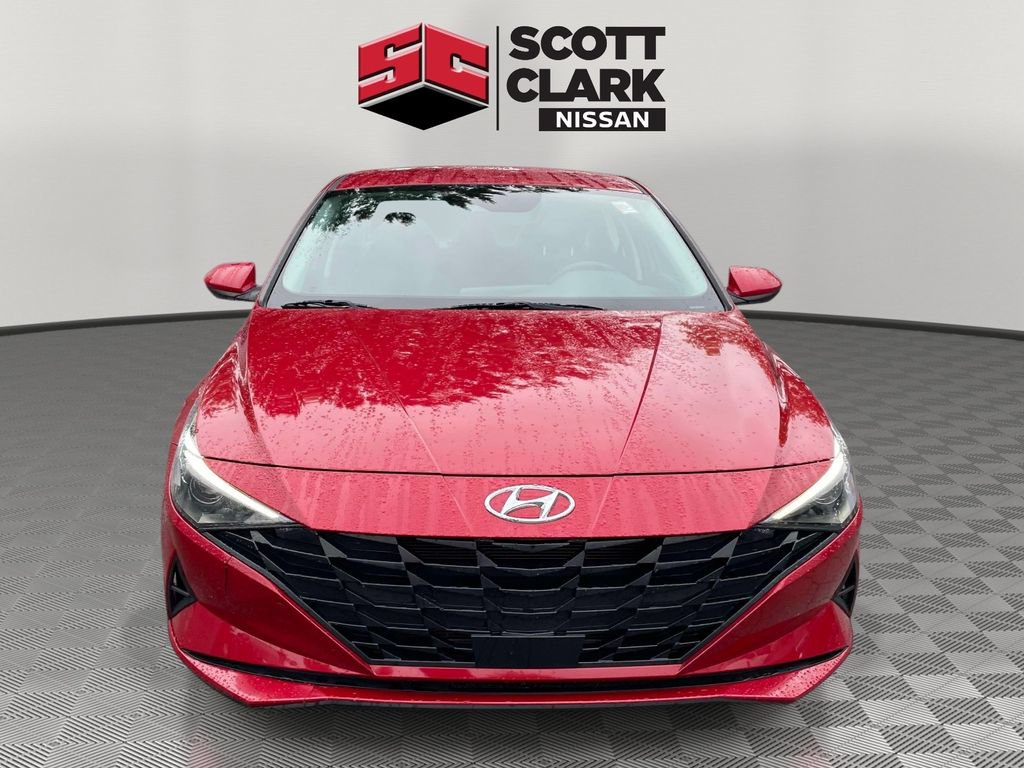 Used 2023 Hyundai Elantra SEL w/ Convenience Package FWD video 2