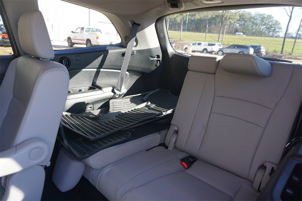 Used 2022 Honda Pilot Touring image 19