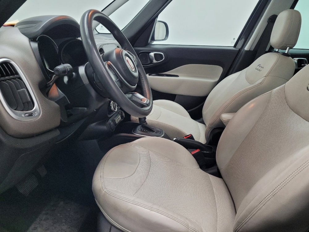 Used 2018 FIAT 500L Lounge w/ Graphite Edition FWD image 17