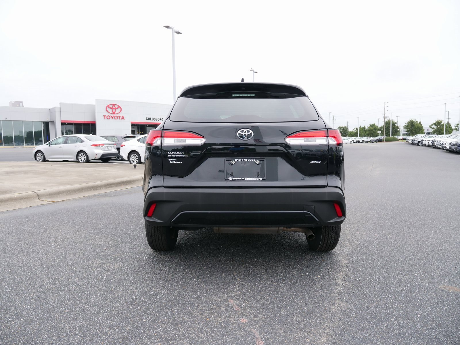 Used 2024 Toyota Corolla Cross L image 5