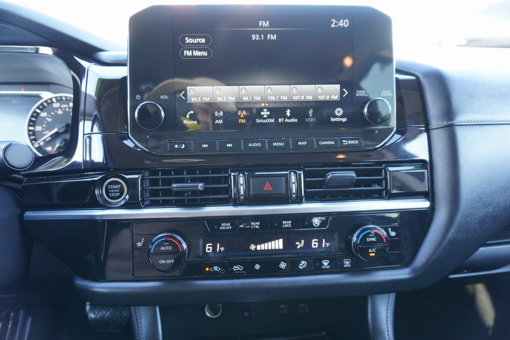 Used 2023 Nissan Pathfinder SL image 11