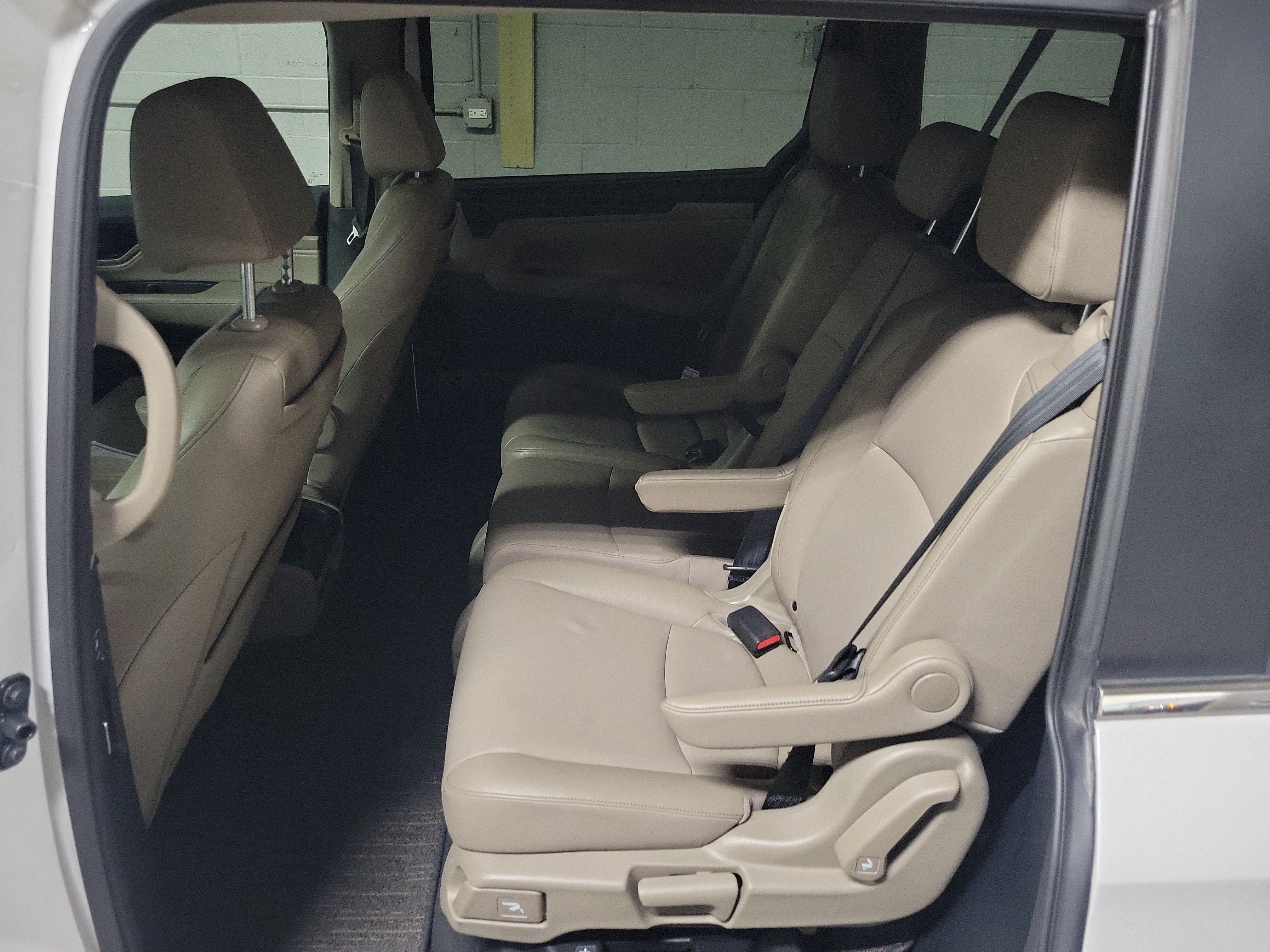 Certified 2023 Honda Odyssey Touring image 12