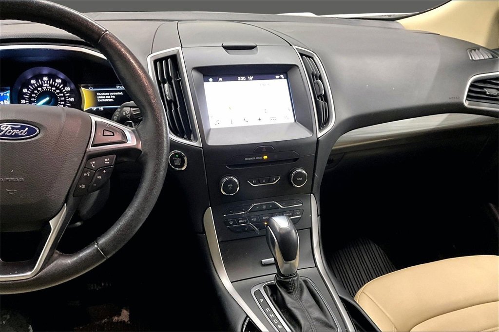 Used 2018 Ford Edge SEL w/ Equipment Group 201A image 3