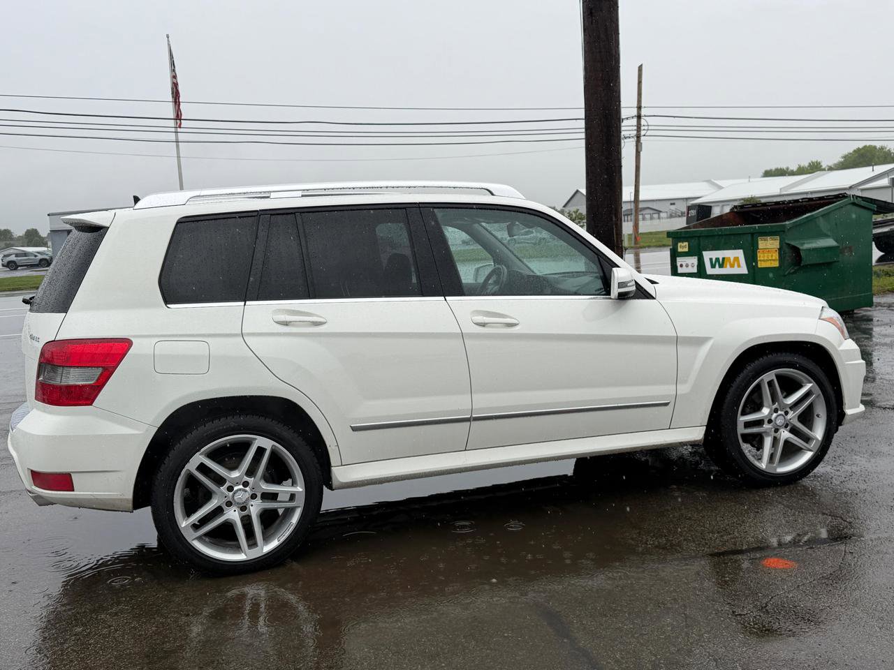 Used 2011 Mercedes-Benz GLK 350 4MATIC image 8