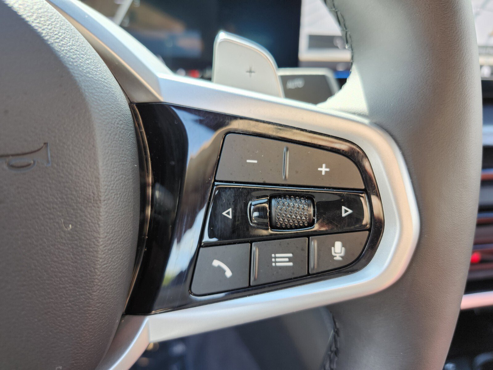 Certified 2025 BMW 430i Convertible w/ M Sport Package image 29